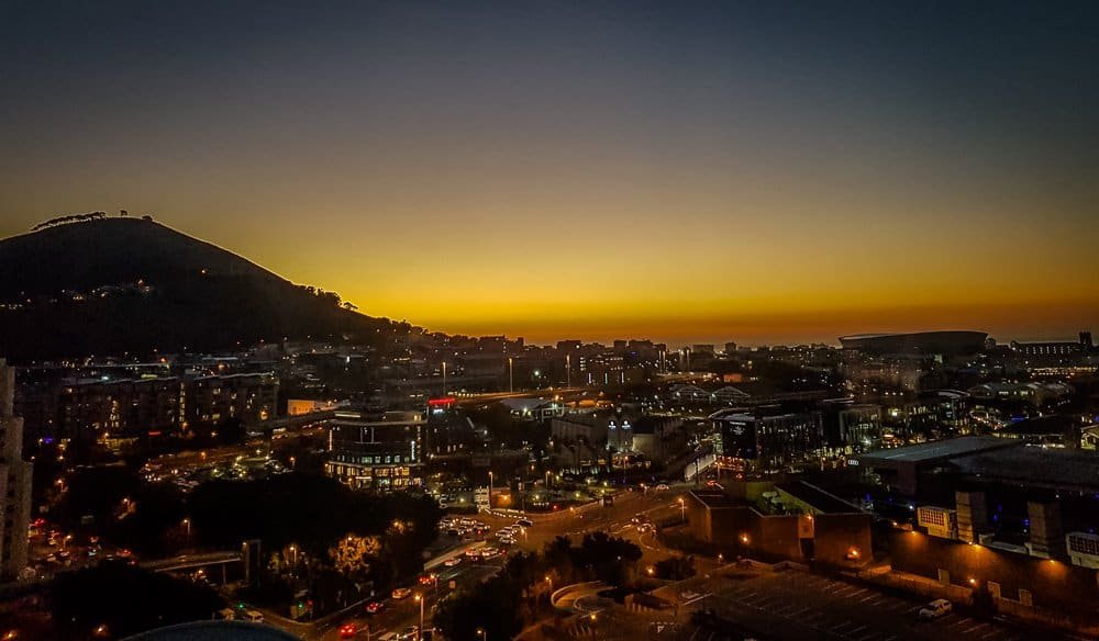Cape Town sunset - Urban adventures in Africa